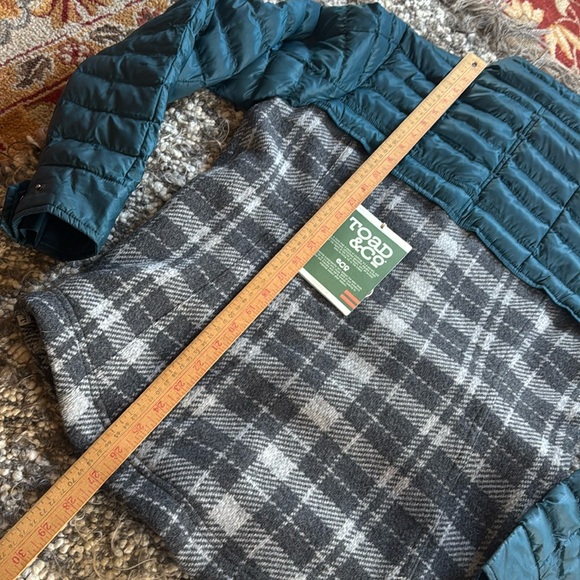 Toad&Co Breckinridge women’s jacket wool Hybrid puffy turquoise gray plaid NWT M - Picture 9 of 16